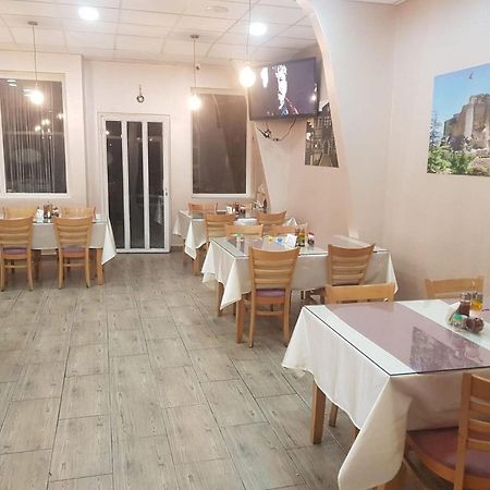 Kŭrdzhali Midtown Apartment מראה חיצוני תמונה