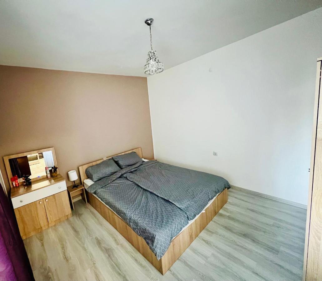 Kŭrdzhali Midtown Apartment מראה חיצוני תמונה