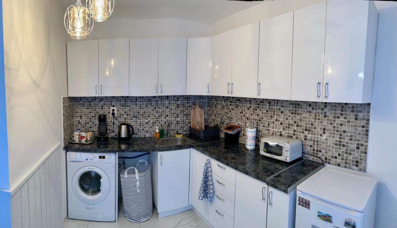 Kŭrdzhali Midtown Apartment מראה חיצוני תמונה